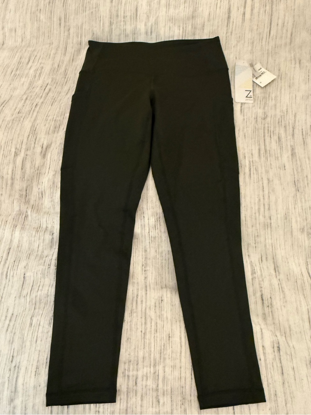 Hunter green size M Zella leggings